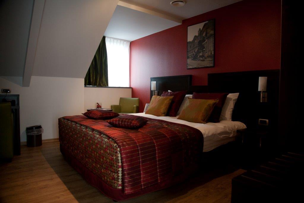 Hotel Tts Temse Exteriér fotografie